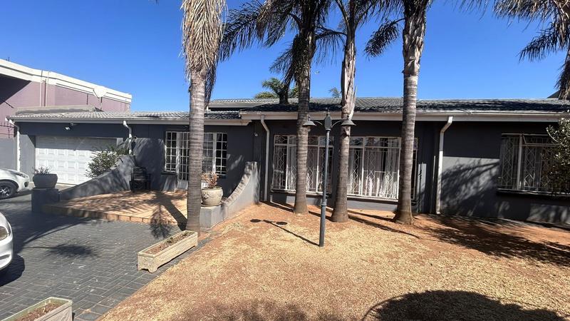 To Let 4 Bedroom Property for Rent in Boksburg Gauteng