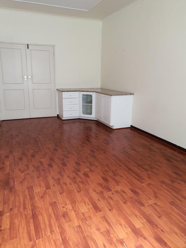 To Let 5 Bedroom Property for Rent in Morningside Gauteng