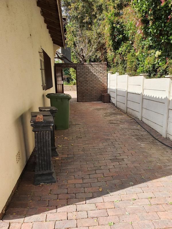 To Let 5 Bedroom Property for Rent in Morningside Gauteng