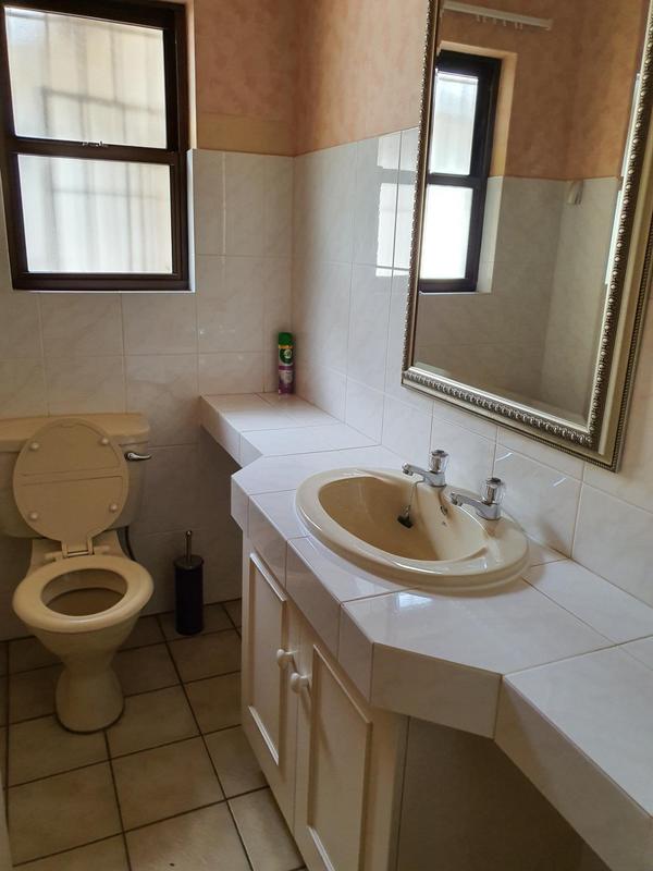 To Let 5 Bedroom Property for Rent in Morningside Gauteng