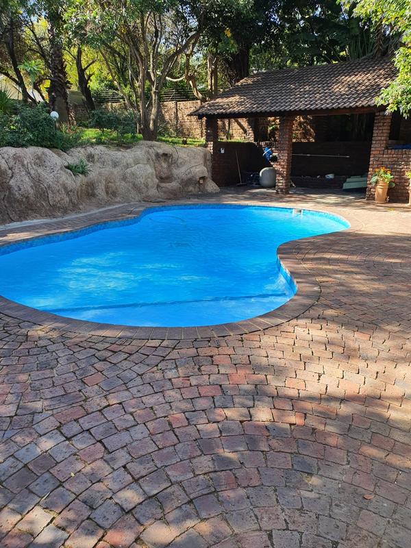 To Let 5 Bedroom Property for Rent in Morningside Gauteng