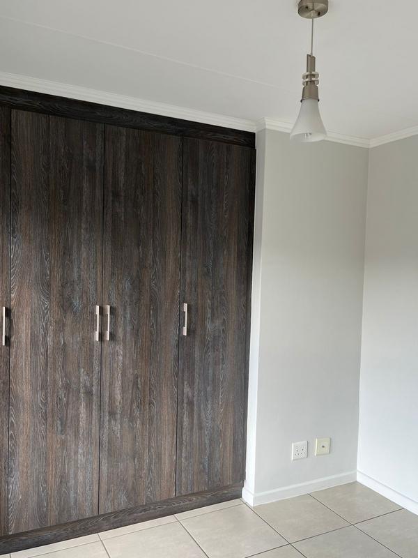 To Let 1 Bedroom Property for Rent in Olivedale Gauteng