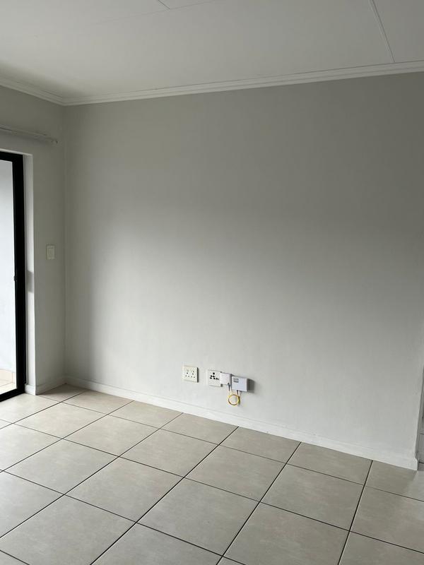 To Let 1 Bedroom Property for Rent in Olivedale Gauteng