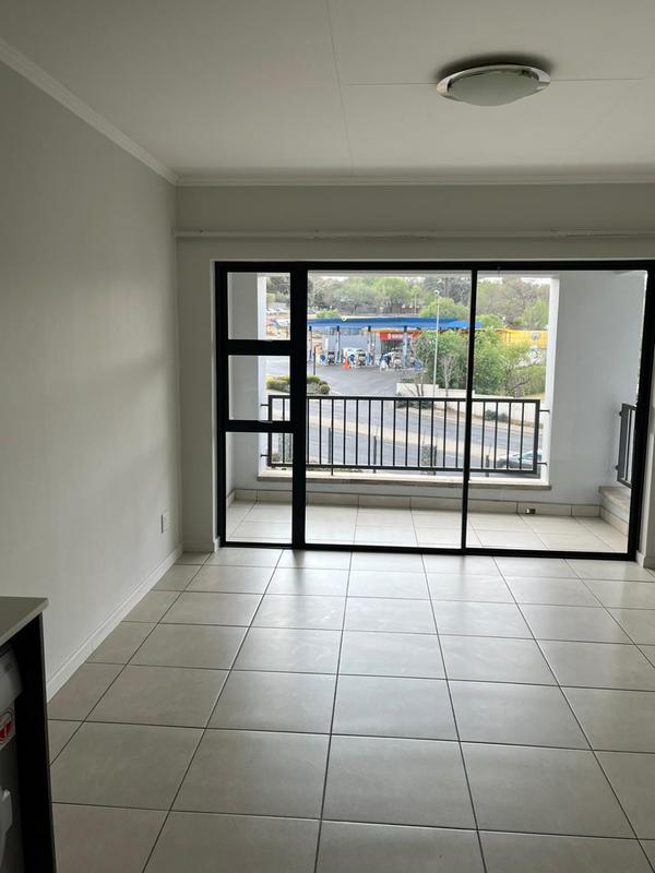 To Let 1 Bedroom Property for Rent in Olivedale Gauteng