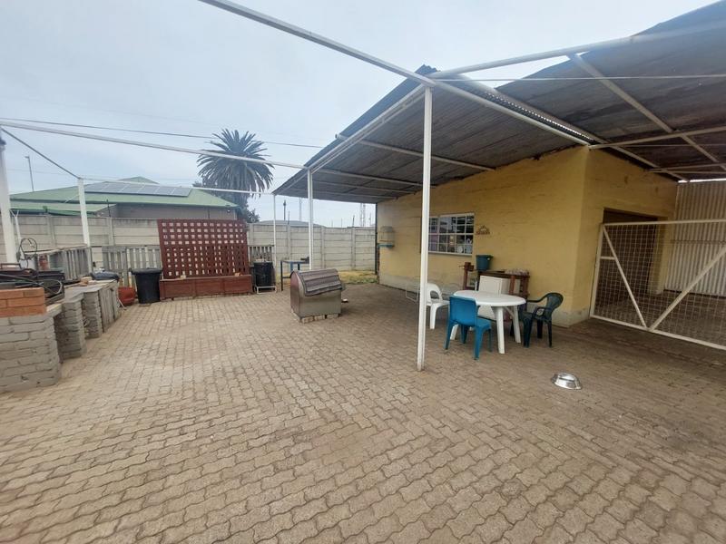 4 Bedroom Property for Sale in Homelake Gauteng