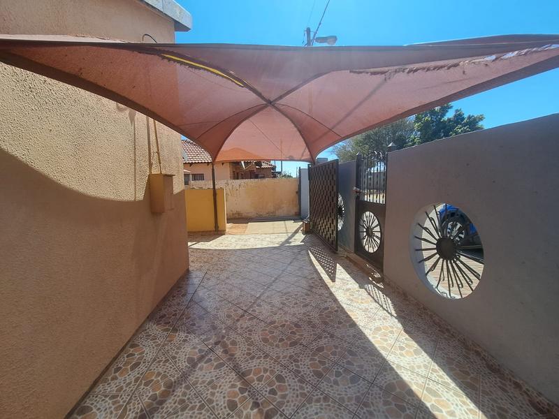 2 Bedroom Property for Sale in Soshanguve Gauteng