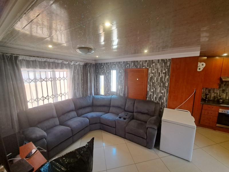 2 Bedroom Property for Sale in Soshanguve Gauteng