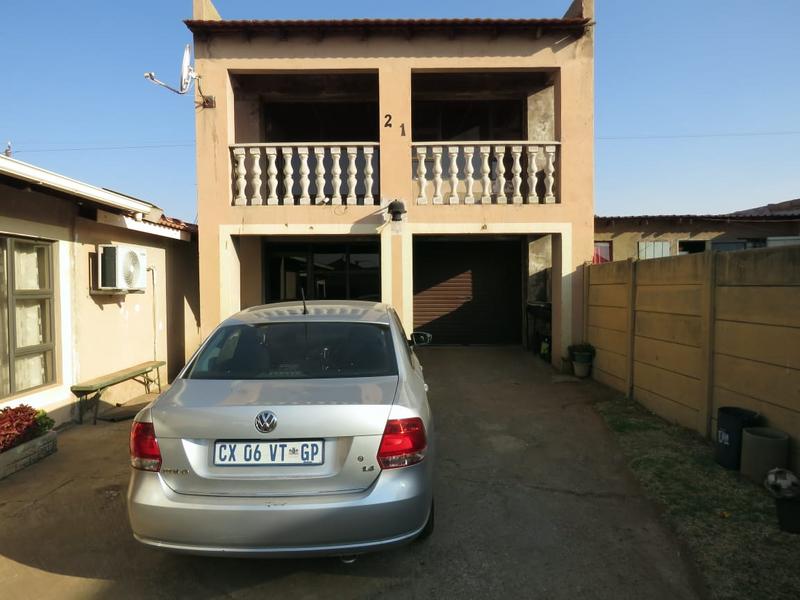 5 Bedroom Property for Sale in Ennerdale Ext 2 Gauteng