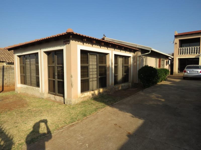 5 Bedroom Property for Sale in Ennerdale Ext 2 Gauteng
