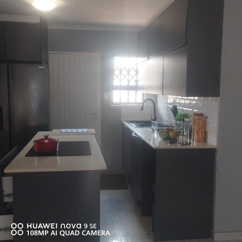 5 Bedroom Property for Sale in Ennerdale Ext 2 Gauteng