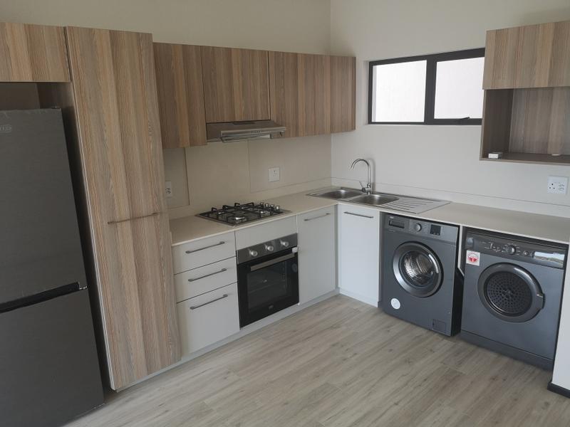 To Let 2 Bedroom Property for Rent in Broadacres Gauteng