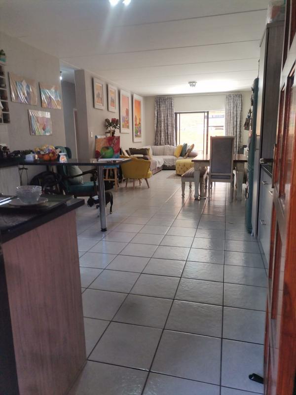 3 Bedroom Property for Sale in New Market Gauteng