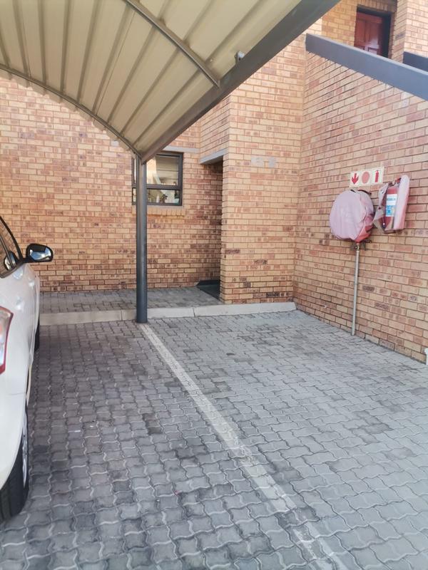 3 Bedroom Property for Sale in New Market Gauteng