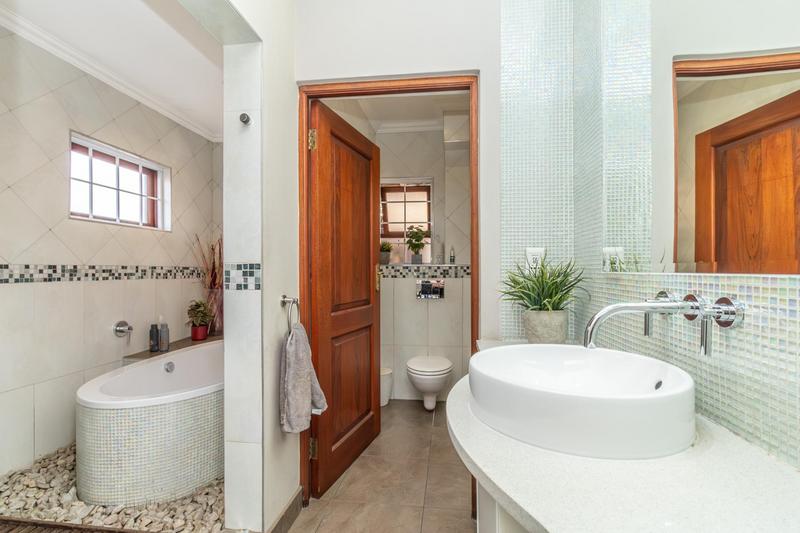 4 Bedroom Property for Sale in Glenferness Gauteng