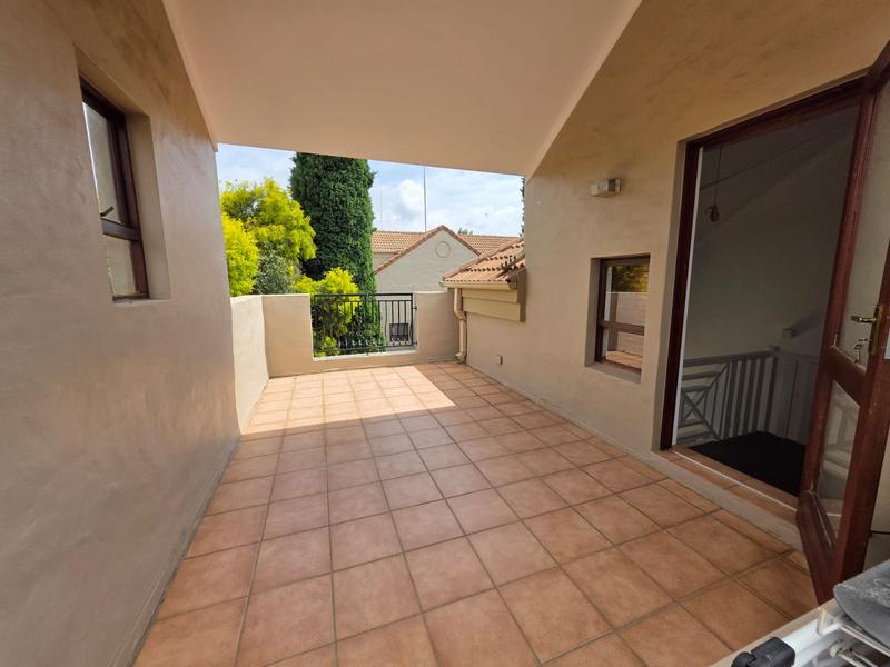 1 Bedroom Property for Sale in Sunninghill Gauteng