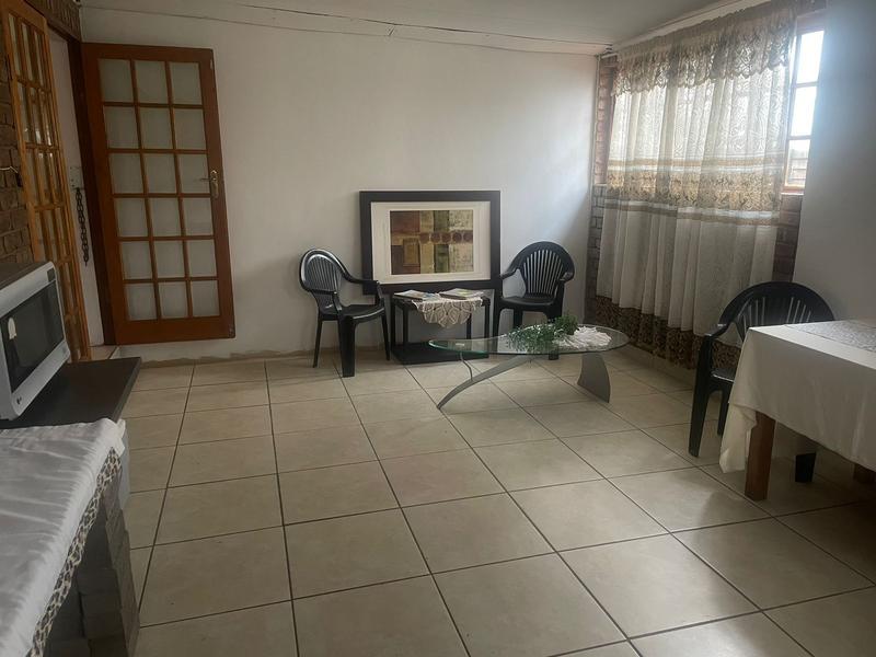 To Let 1 Bedroom Property for Rent in Montana Tuine Gauteng