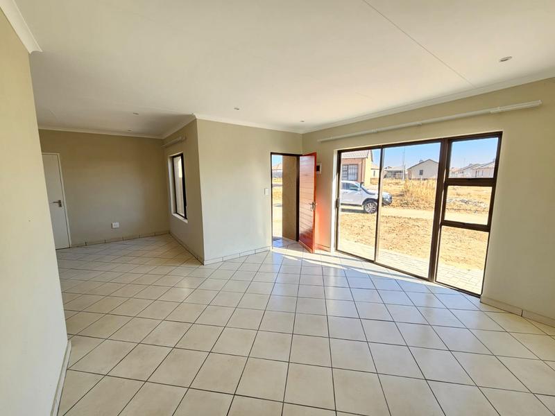 4 Bedroom Property for Sale in Windmill Park Gauteng