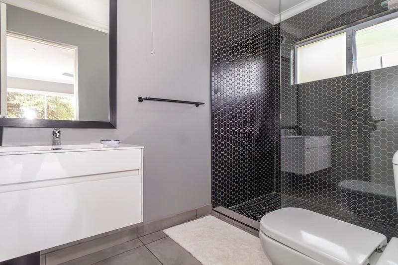 Commercial Property for Sale in Kyalami Ah Gauteng