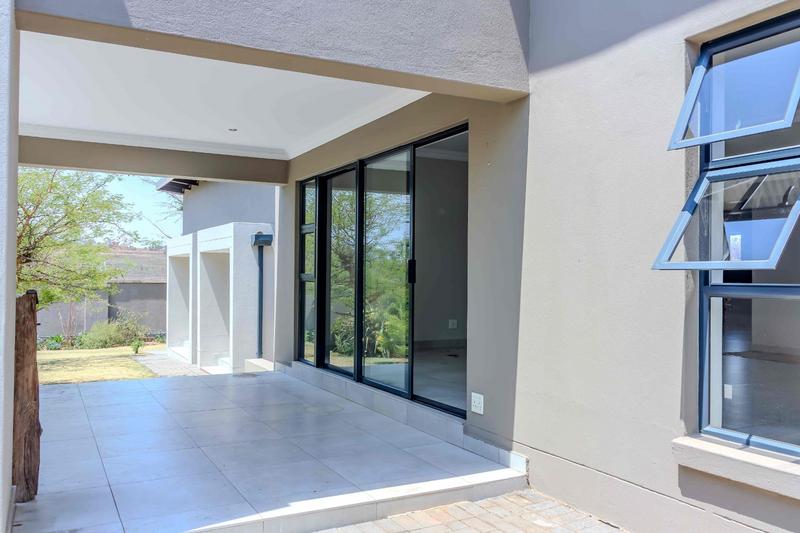 4 Bedroom Property for Sale in Copperleaf Estate Gauteng