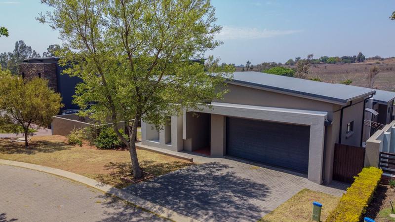 4 Bedroom Property for Sale in Copperleaf Estate Gauteng