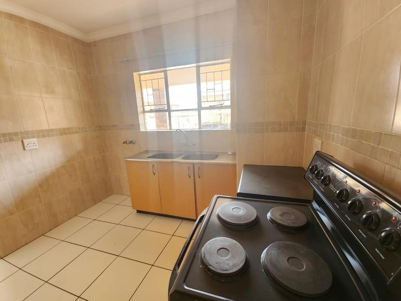 2 Bedroom Property for Sale in Greenhills Gauteng