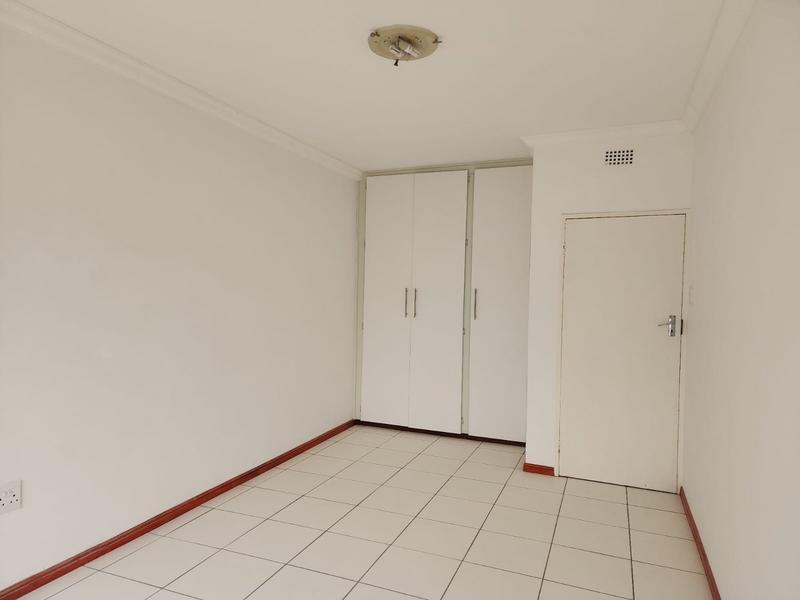 2 Bedroom Property for Sale in Greenhills Gauteng