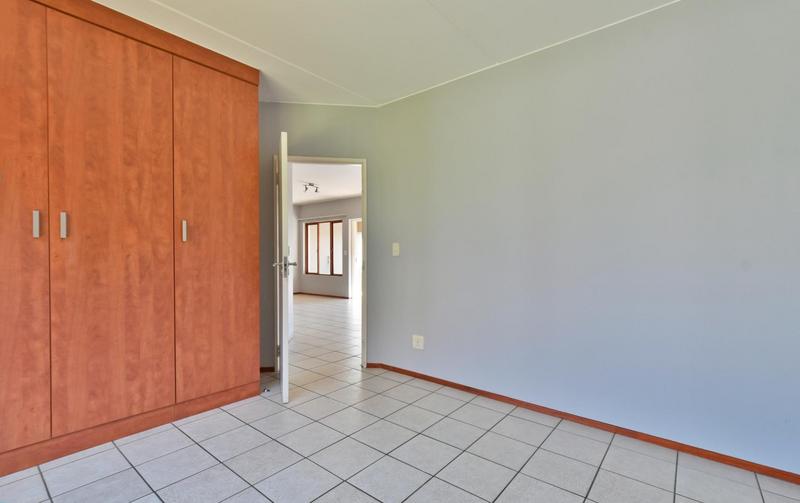2 Bedroom Property for Sale in Glenvista Gauteng