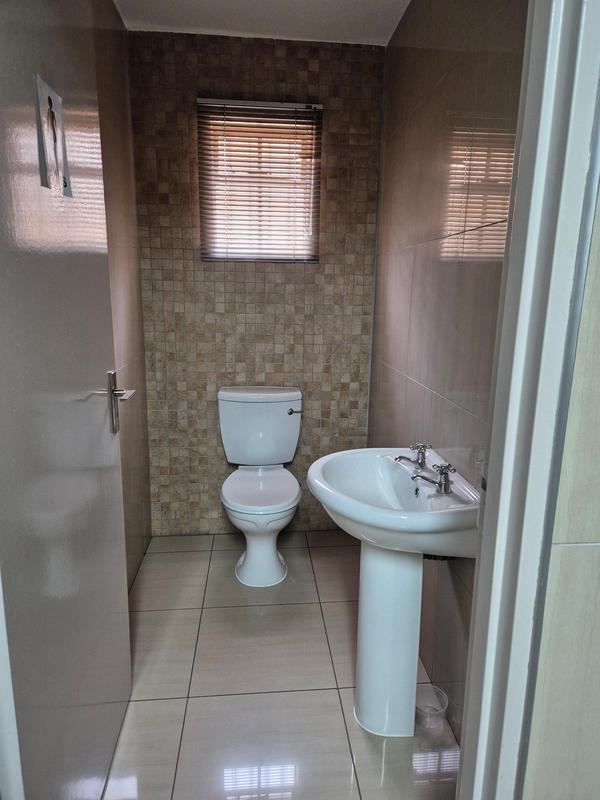 To Let commercial Property for Rent in Duncanville Gauteng