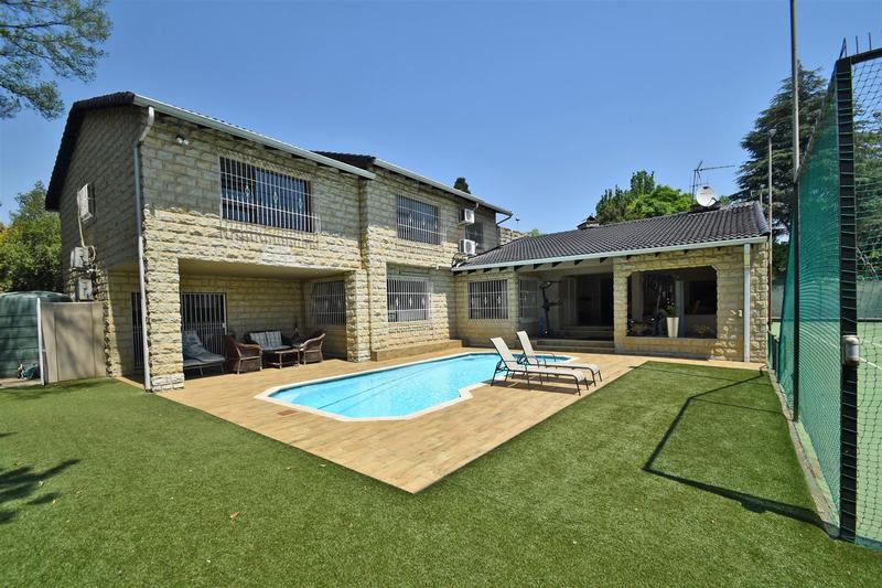 4 Bedroom Property for Sale in Morningside Gauteng