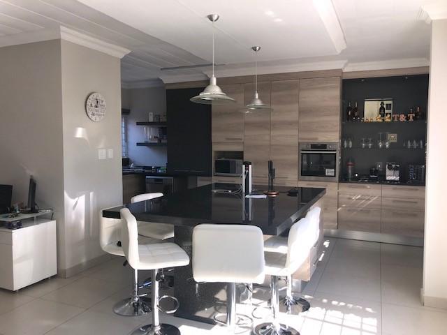 To Let 3 Bedroom Property for Rent in Faerie Glen Gauteng