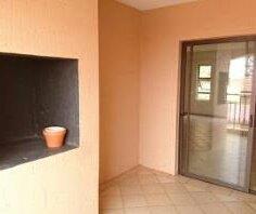 To Let 2 Bedroom Property for Rent in Sunnyrock Gauteng