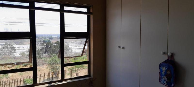 To Let 2 Bedroom Property for Rent in Sunnyrock Gauteng