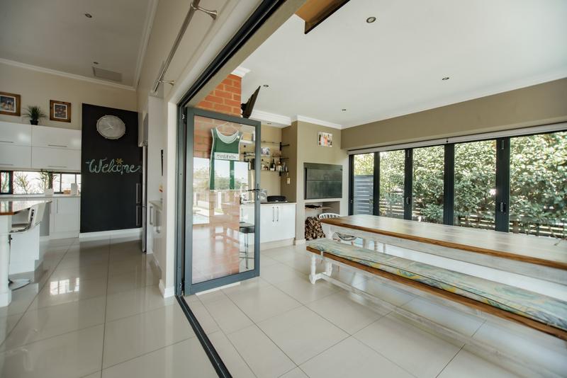 3 Bedroom Property for Sale in Copperleaf Estate Gauteng