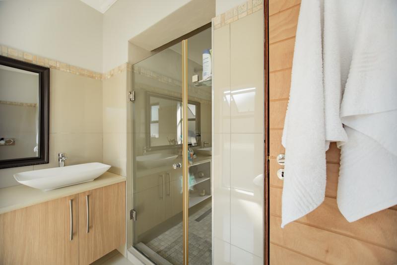 3 Bedroom Property for Sale in Copperleaf Estate Gauteng