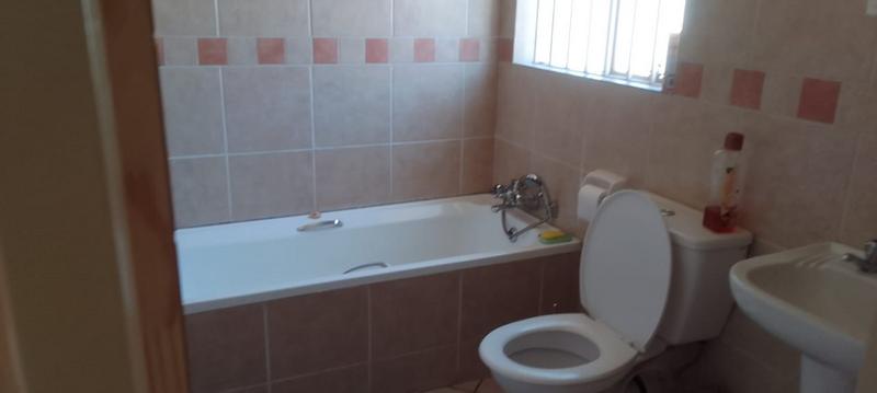 3 Bedroom Property for Sale in Country View Gauteng