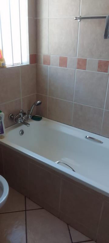 3 Bedroom Property for Sale in Country View Gauteng