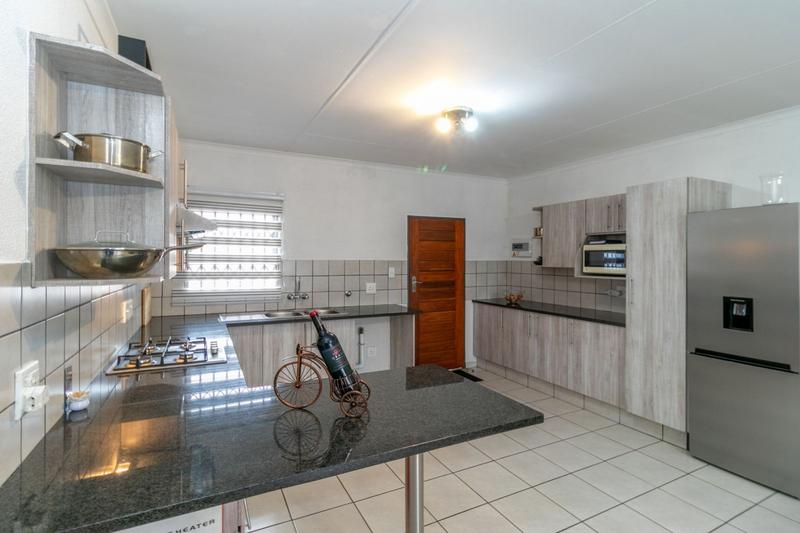 2 Bedroom Property for Sale in Elandsfontein Gauteng