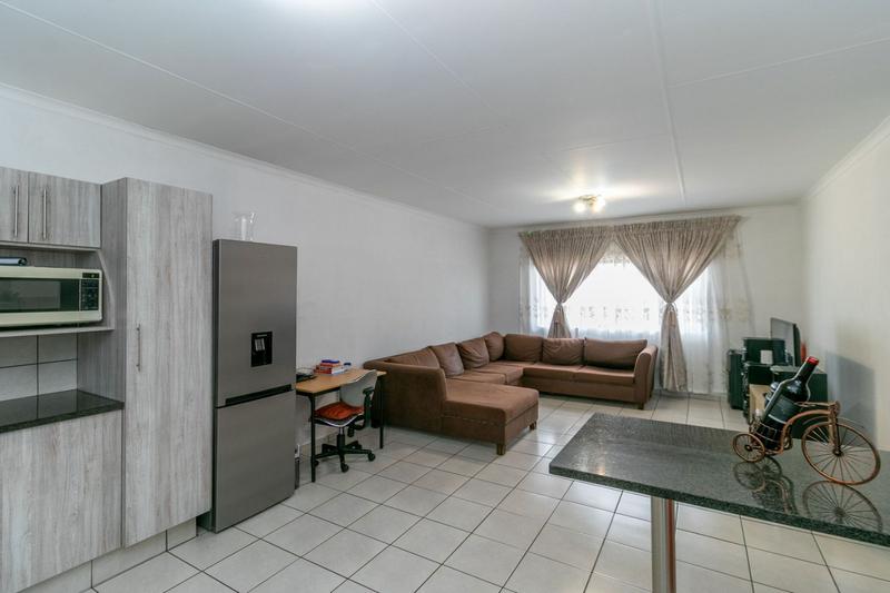 2 Bedroom Property for Sale in Elandsfontein Gauteng