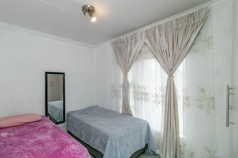 2 Bedroom Property for Sale in Elandsfontein Gauteng