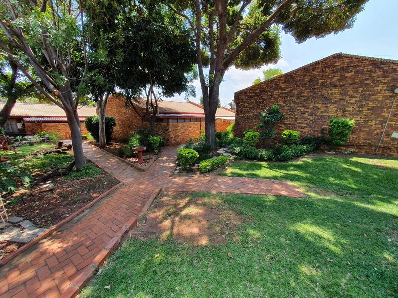 2 Bedroom Property for Sale in Amandasig Gauteng
