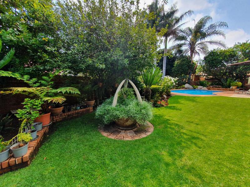 5 Bedroom Property for Sale in Amandasig Gauteng