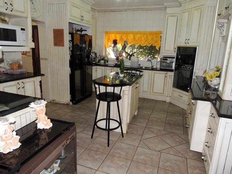 5 Bedroom Property for Sale in Amandasig Gauteng