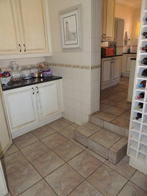 5 Bedroom Property for Sale in Amandasig Gauteng