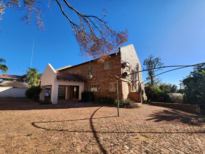 4 Bedroom Property for Sale in Amandasig Gauteng