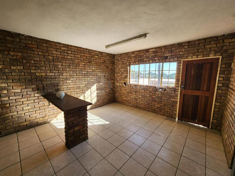 4 Bedroom Property for Sale in Amandasig Gauteng
