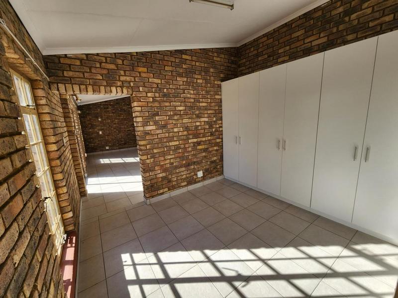 4 Bedroom Property for Sale in Amandasig Gauteng
