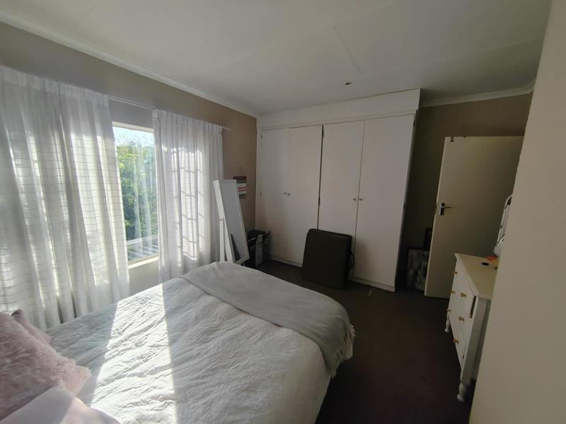 2 Bedroom Property for Sale in Annlin Gauteng