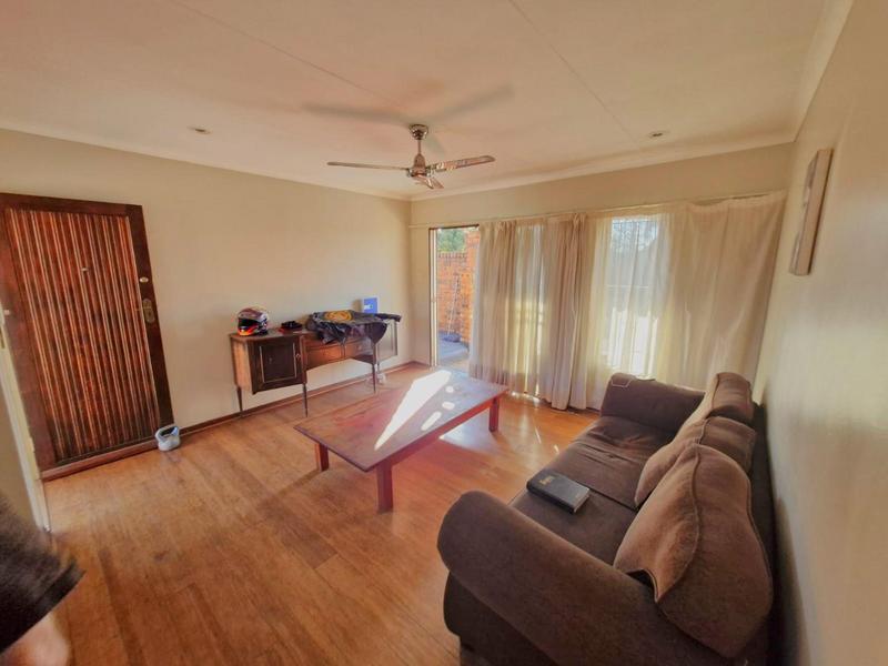 2 Bedroom Property for Sale in Doornpoort Gauteng