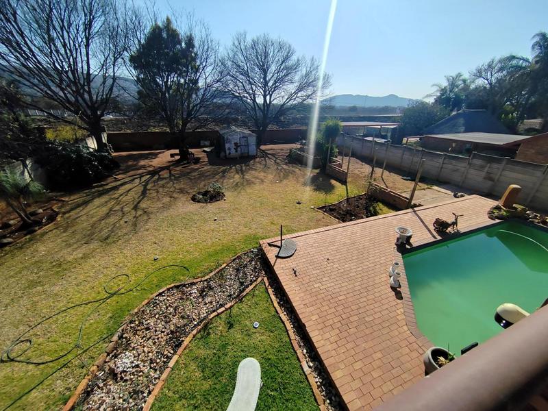 4 Bedroom Property for Sale in Doornpoort Gauteng