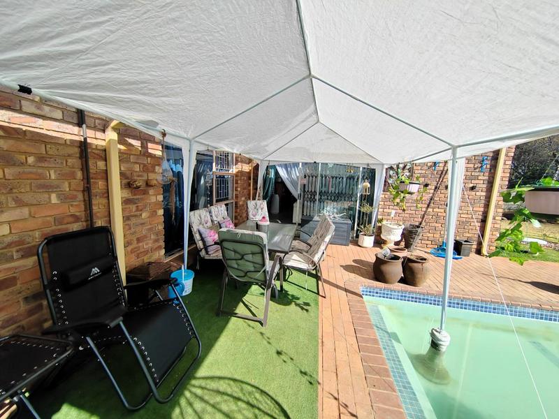 4 Bedroom Property for Sale in Doornpoort Gauteng
